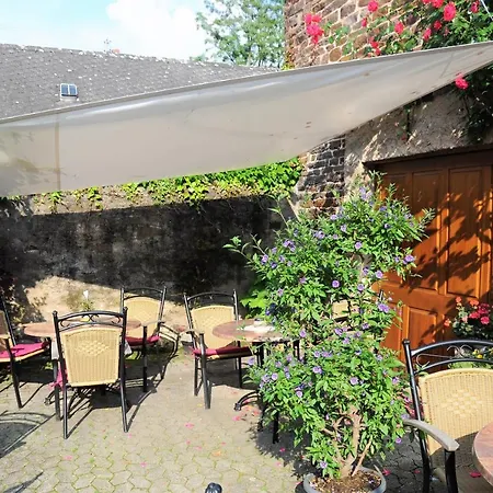 By Weingut Hommes In Mosel 公寓 恩斯特