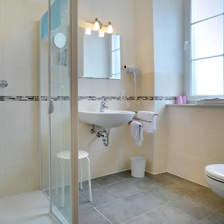 By Weingut Hommes In Mosel *