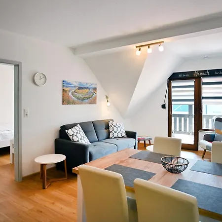 By Weingut Hommes In Mosel * 恩斯特