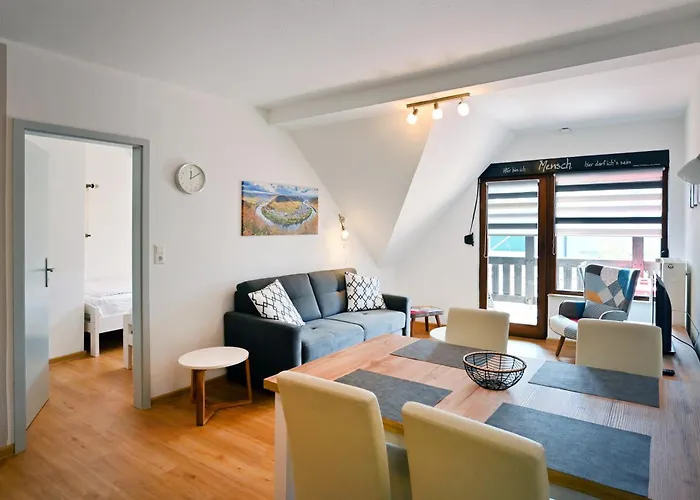 By Weingut Hommes In Mosel * Ernst